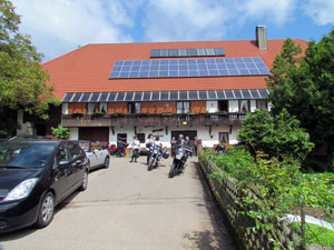 Biker auf dem Rotbauernhof