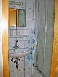 Zimmer%20mit%20Fr%FChst%FCck