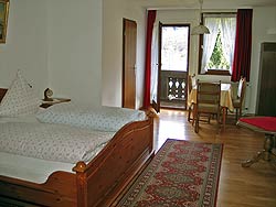 Zimmer%20mit%20Fr%FChst%FCck