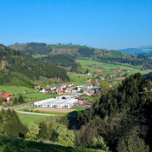 Rotbauernhof Haus und Umgebung 11